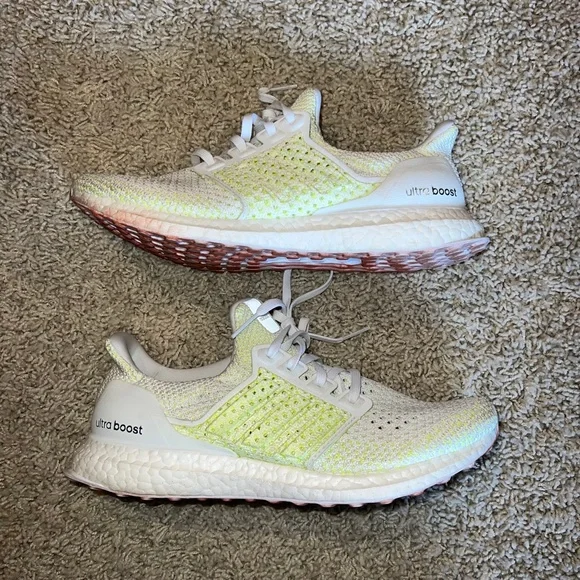 Adidas Ultraboost ('18) size 9 - Picture 2 of 7